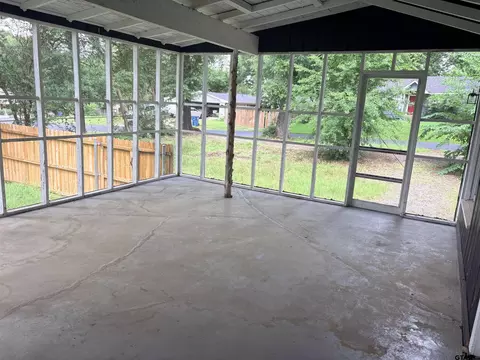 Exterior - 605 E Calvert, Troup, TX 75789 photo 4 of 7