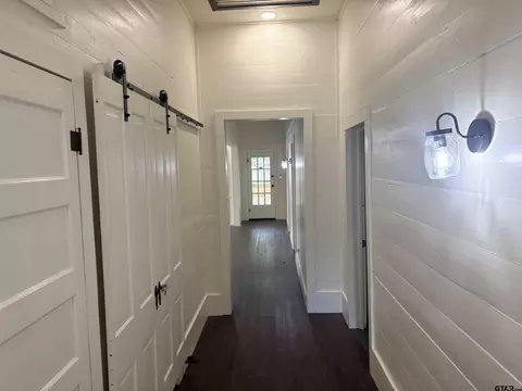 Entry Way - 605 E Calvert, Troup, TX 75789 photo 1 of 2