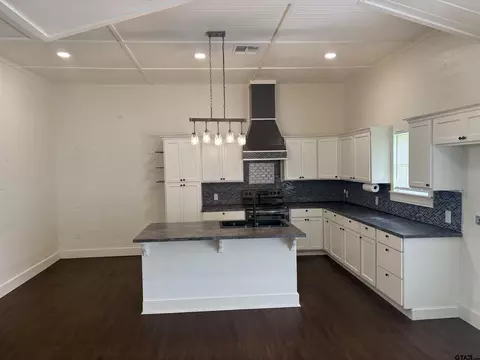 Kitchen - 605 E Calvert, Troup, TX 75789 photo 1 of 2