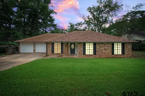 15060 Willowwood Dr, Tyler, TX 75703