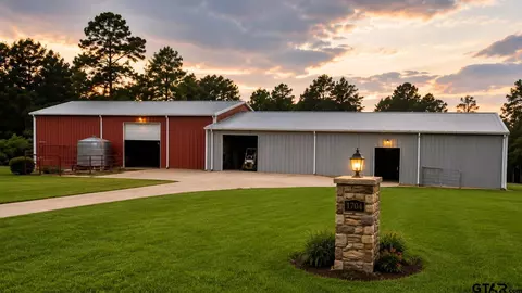 221 Locker Plant Rd, Gladewater, TX 75647