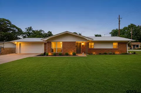 3416 Timberlane Dr, Tyler, TX 75701