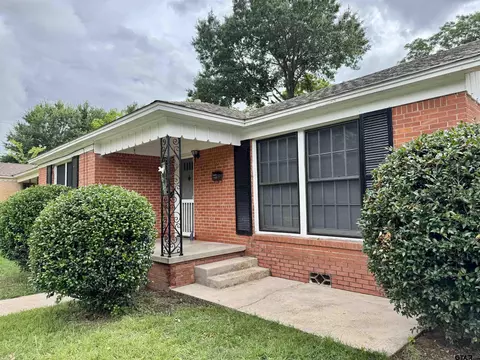 1931 S Wiley, Tyler, TX 75701