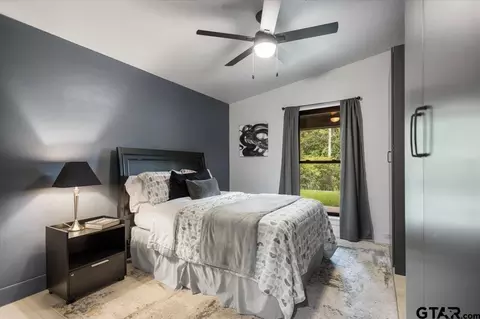 Bedroom - 215 Brookside, Hideaway, TX 75771 photo 5 of 9