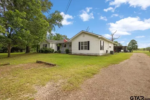 460 County Road 4612, Troup, TX 75789