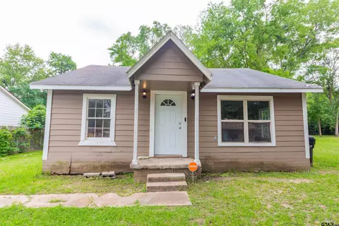 808 Owings St, Longview, TX 75602