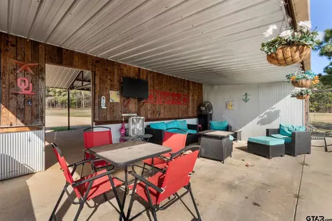Exterior - 3639 Cr 4122, Simms, TX 75574 photo 5 of 6
