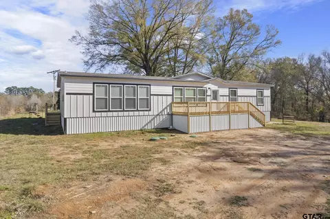 13521 Fm 130, Hughes Springs, TX 75656