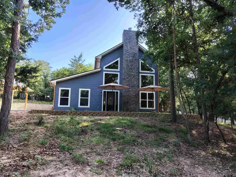 118 Primrose Path, Holly Lake Ranch, TX 75765