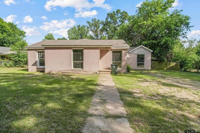 1341 Bellaire Dr, Tyler, TX 75702