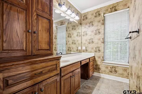 Bath - 17770 County Road 122, Tyler, TX 75703 photo 5 of 5