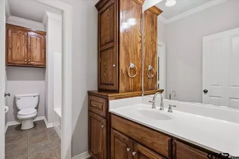 Bath - 17770 County Road 122, Tyler, TX 75703 photo 4 of 5