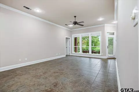 Living - 17770 County Road 122, Tyler, TX 75703 photo 4 of 6
