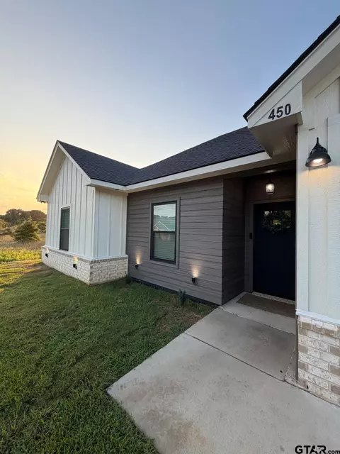 450 Lake Rd, Bullard, TX 75757