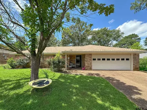 3727 Linda Kaye Dr, Longview, TX 75604