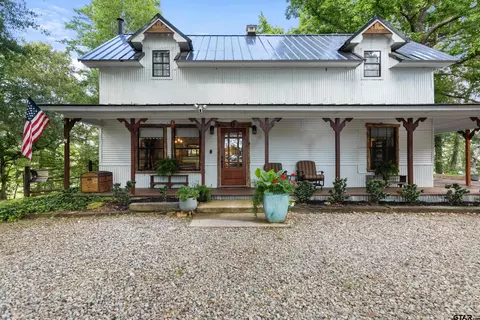 1075 Anderson Co Road 323, Palestine, TX 75803