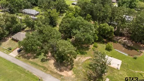 605 Oak St, Bullard, TX 75757