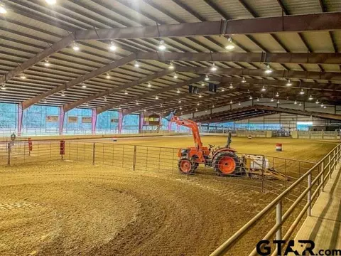 32041 Hwy 64, Wills Point, TX 75169