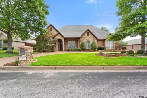 2318 Kingsmill Cir, Tyler, TX 75703