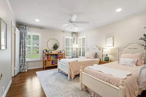 Bedroom - 919 E Dulse St, Tyler, TX 75701 photo 4 of 5