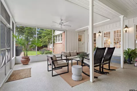 Exterior - 919 E Dulse St, Tyler, TX 75701 photo 4 of 11