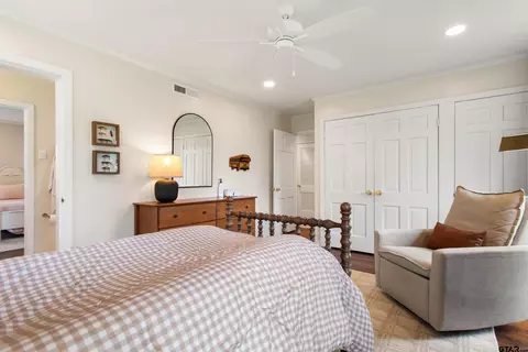 Bedroom - 919 E Dulse St, Tyler, TX 75701 photo 3 of 5