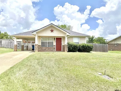 308 Park Ln, Jacksonville, TX 75766