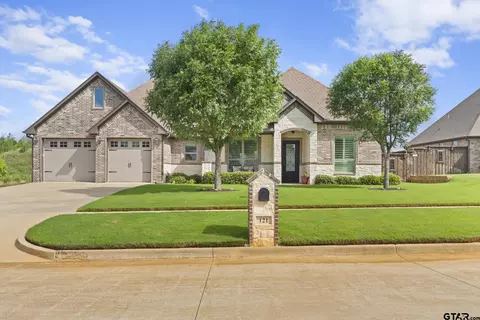 121 Heritage Way, Bullard, TX 75757
