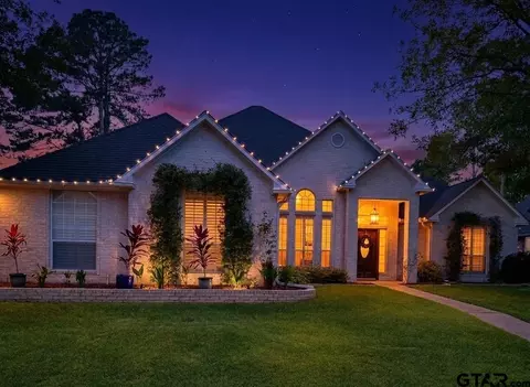 3855 Broadmoore Ct, Tyler, TX 75707