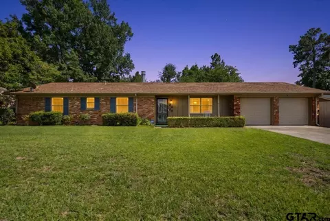 2929 Fairfax Dr, Tyler, TX 75701