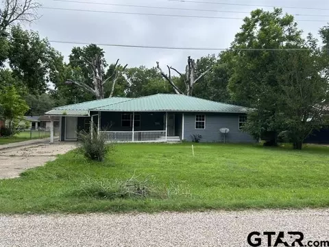 209 Lone Star Rd, Trinidad, TX 75163
