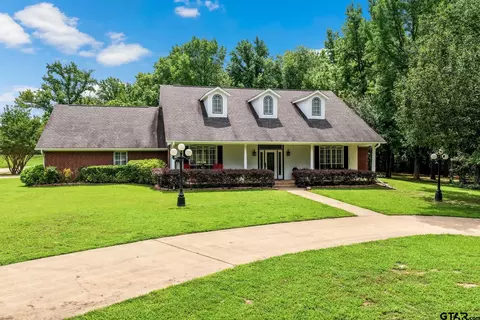 15 County Road 3244, Mount Pleasant, TX 75455