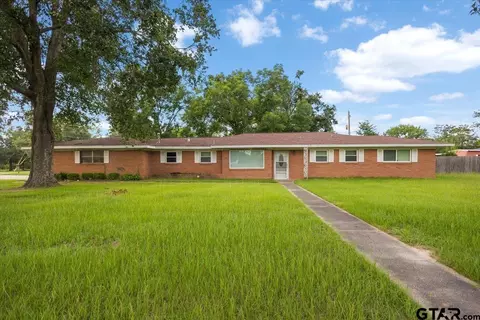 1201 Johnson Dr, Rusk, TX 75785