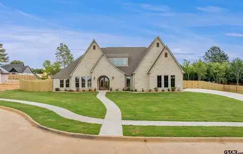405 Ashlyn Cir, Bullard, TX 75757