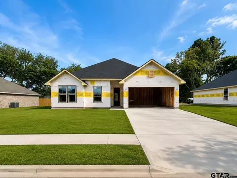 328 Erica Way, Lindale, TX 75771