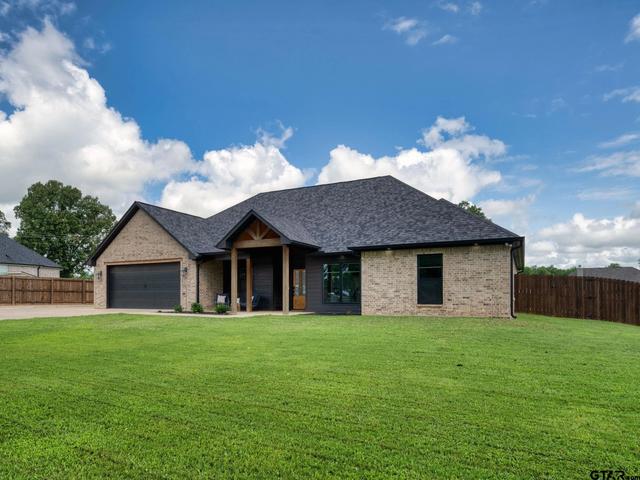 8822 County Road 152 W, Bullard, TX 75757