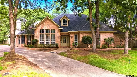 4117 Hollow Oak Cir, Tyler, TX 75707