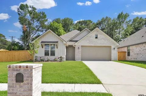 3065 Guinn Farms Rd, Tyler, TX 75707