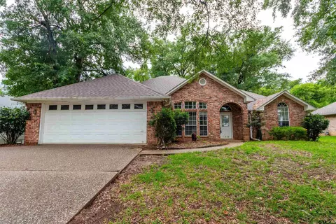 11225 Chasewood Dr, Tyler, TX 75703