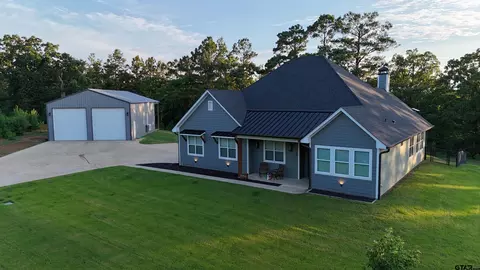 769 County Road 3432, Bullard, TX 75757