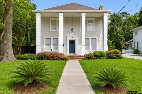 216 N Texas St, Pittsburg, TX 75686