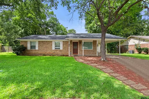 1108 Angie St, Whitehouse, TX 75791