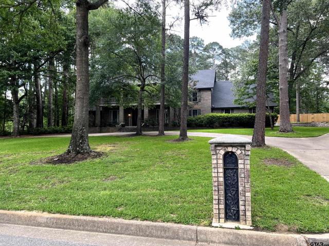 9334 Chisholm Trl, Tyler, TX 75703