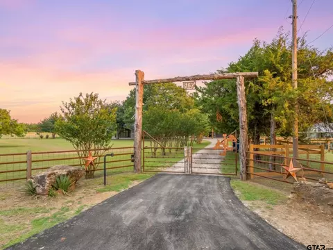 362 Vz County Road 3404, Wills Point, TX 75169