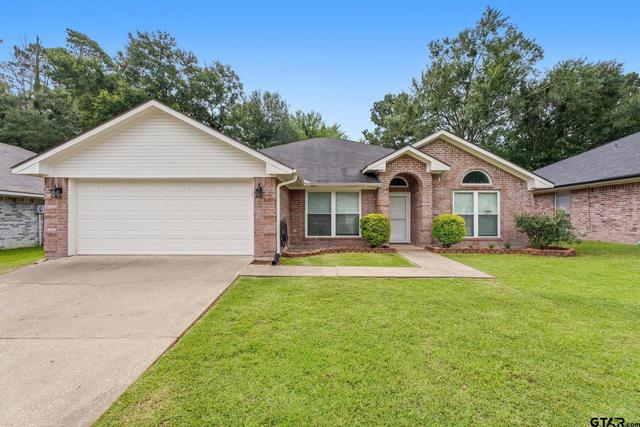 681 Frederick Cir, Flint, TX 75762