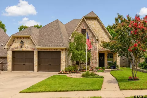 2216 Thornwood, Tyler, TX 75703