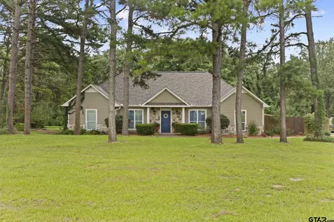 16702 Meadow Crest Dr, Lindale, TX 75771