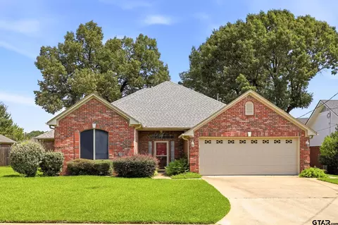 3105 Rouncival Dr, Longview, TX 75605