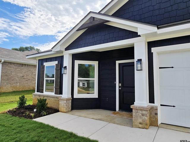 1103 Park Meadows Dr, Whitehouse, TX 75791