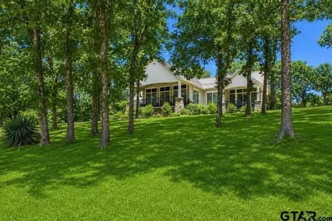 8307 Charlya Dr, Athens, TX 75751